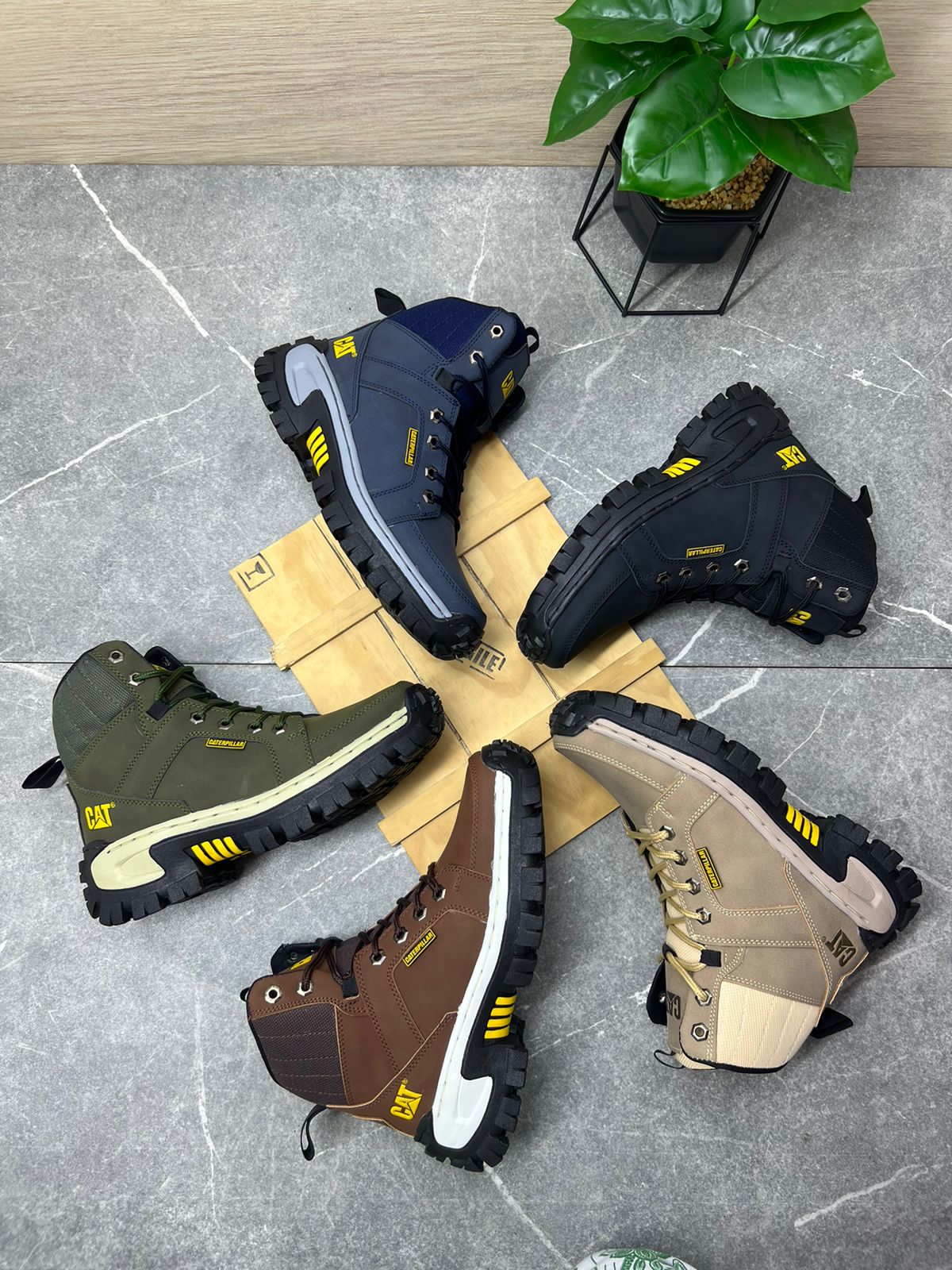 Bota Caterpillar Premium 🔥